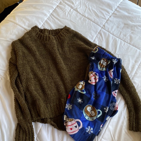 Sweater and Pj Pants - Picture 1 of 1
